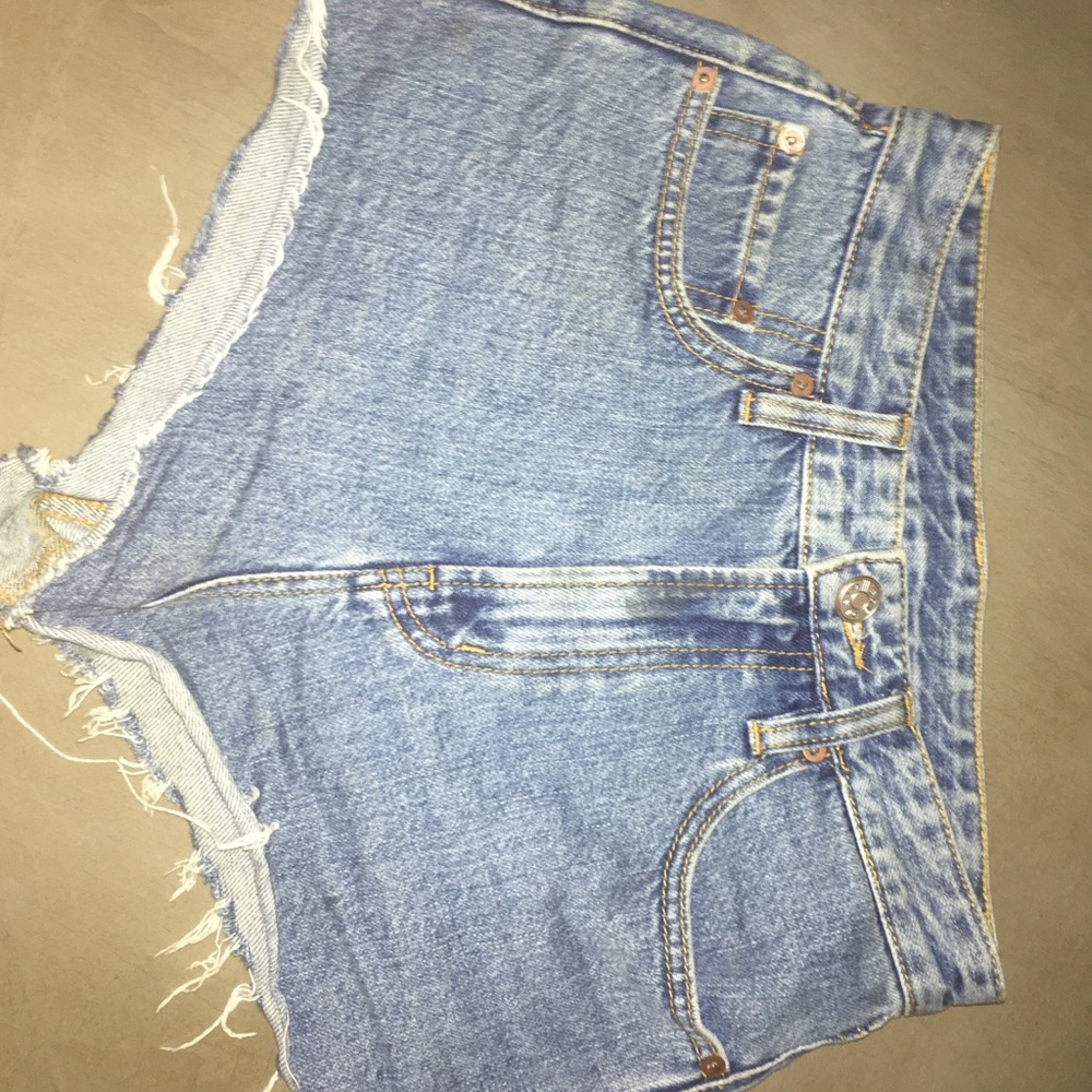 BDG cheeky super high rise shorts!